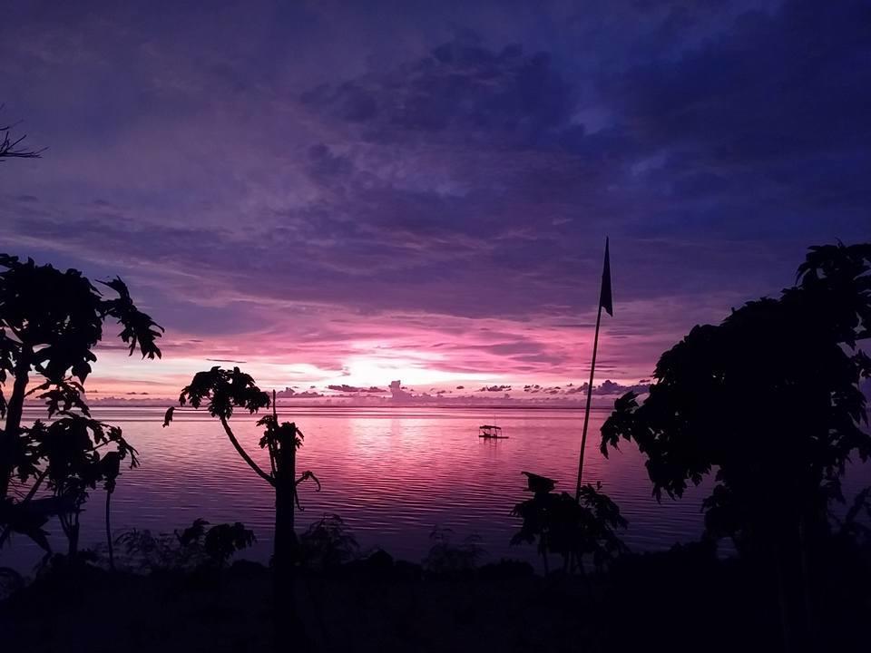 Birdland Beach Club Bolinao Luaran gambar