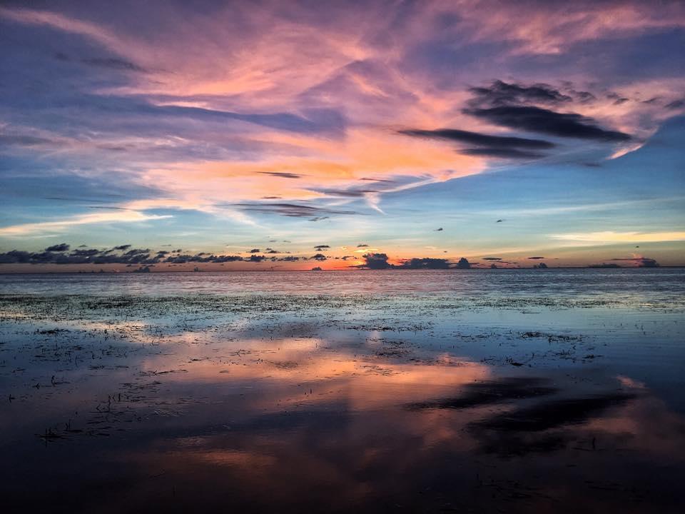 Birdland Beach Club Bolinao Luaran gambar