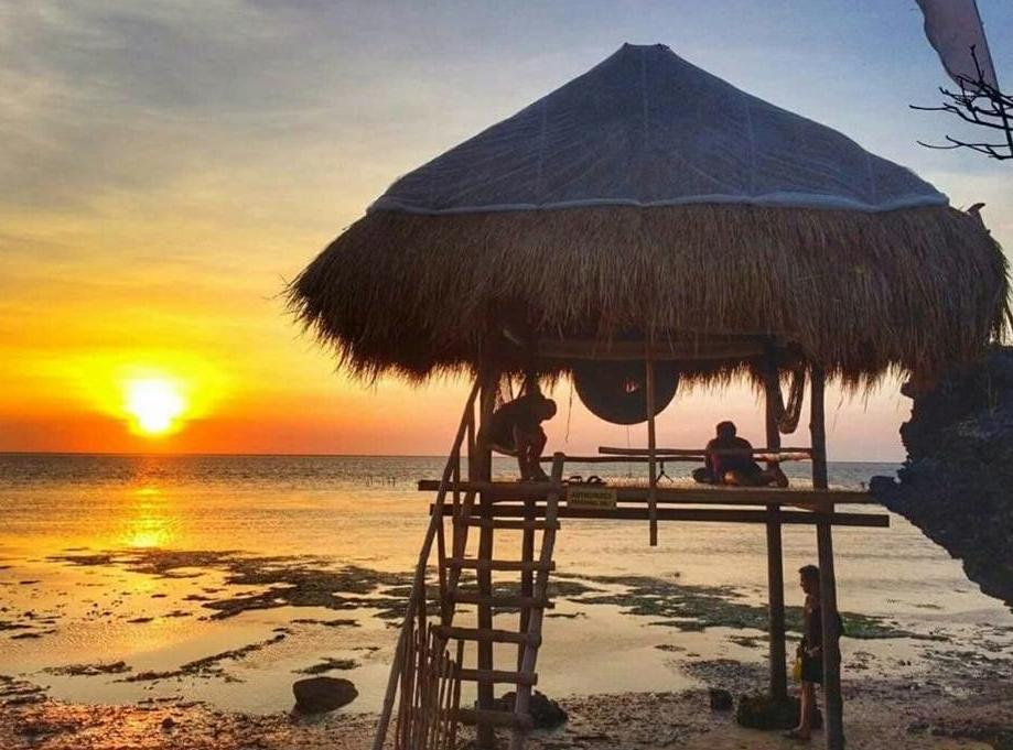 Birdland Beach Club Bolinao Luaran gambar