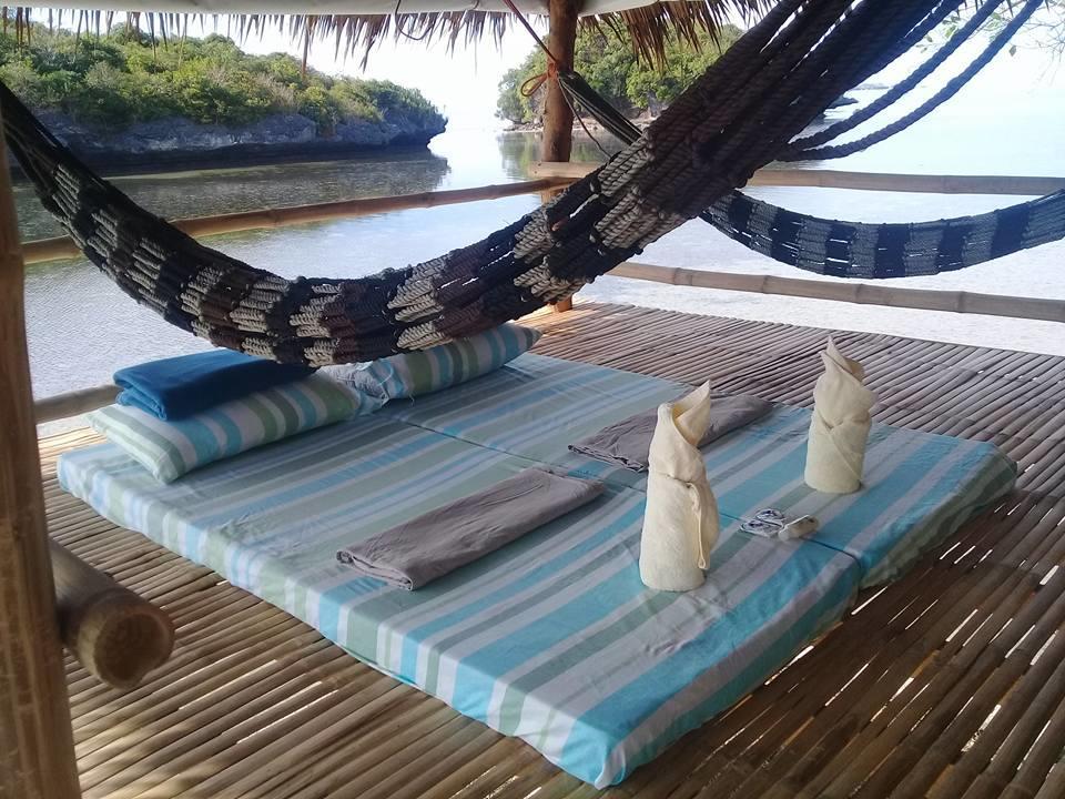 Birdland Beach Club Bolinao Luaran gambar