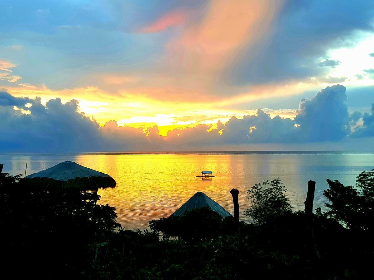 Birdland Beach Club Bolinao Luaran gambar